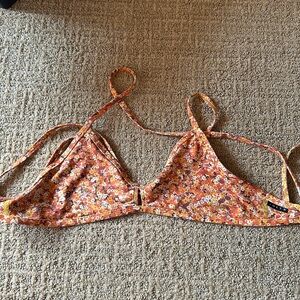 Jolyn vent top size large